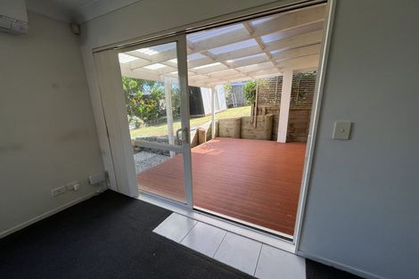 Photo of property in 11 The Enclave, Totara Heights, Auckland, 2105