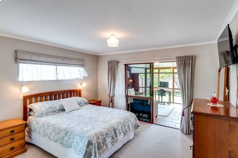 Photo of property in 28 Balmoral Street, Taradale, Napier, 4112