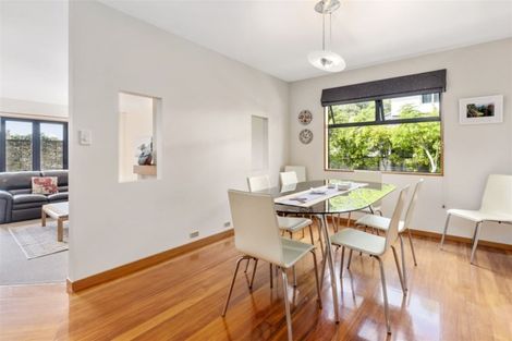 Photo of property in 18 Beulah Avenue, Rothesay Bay, Auckland, 0630
