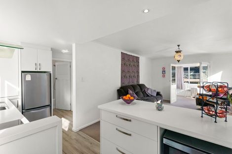 Photo of property in 2 Queen Street, Brighton, Dunedin, 9035