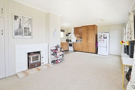 Photo of property in 66 Bullar Street, Grasmere, Invercargill, 9810