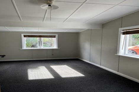 Photo of property in 107 Nevay Road, Miramar, Wellington, 6022