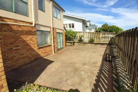 Photo of property in 16a Jasper Avenue, Mount Roskill, Auckland, 1041