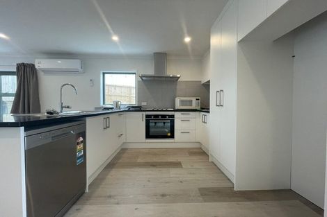 Photo of property in 51 Verran Road, Birkenhead, Auckland, 0626