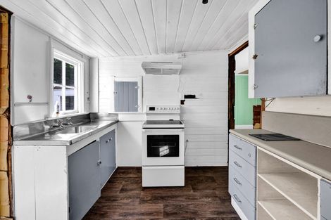 Photo of property in 20 Furlong Street, Hawera, 4610