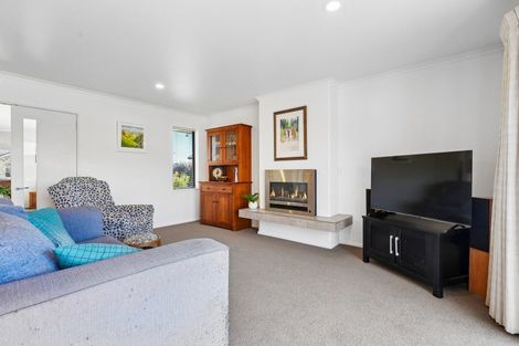 Photo of property in 10 Hawthorn Mews, Rangiora, 7400