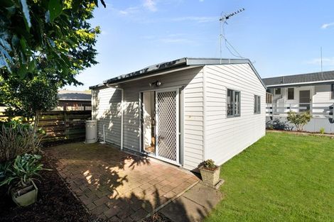 Photo of property in 11a Lomas Place, Manurewa, Auckland, 2102