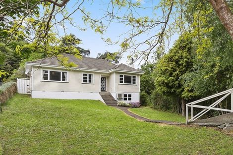 Photo of property in 11 Willowbank Road, Tawa, Wellington, 5028