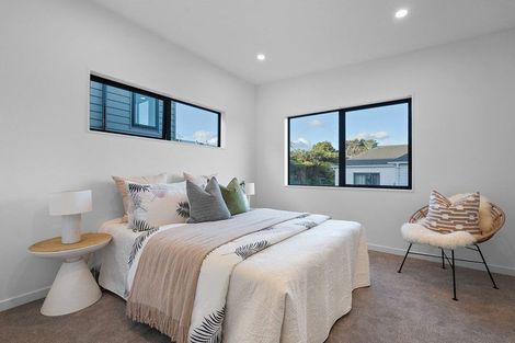 Photo of property in 41d Sunnynook Road, Forrest Hill, Auckland, 0620