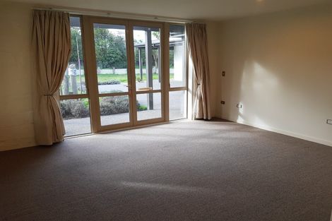 Photo of property in 70 Queens Avenue, Waikuku Beach, 7402