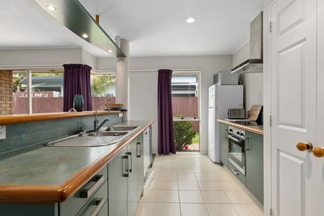 Photo of property in 31 Bramley Drive, Rototuna, Hamilton, 3210