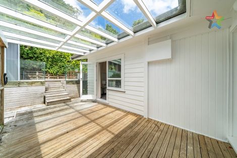 Photo of property in 49b Norton Park Avenue, Fairfield, Lower Hutt, 5011