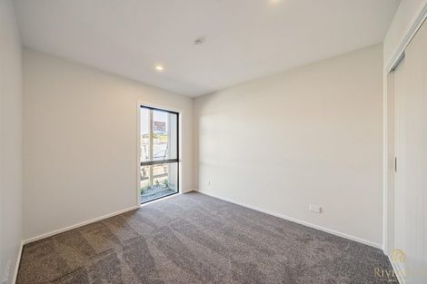 Photo of property in 18c King Street, Upper Hutt Central, Upper Hutt, 5018