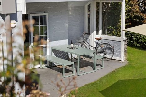 Photo of property in 13 Argyle Place, Arrowtown, 9302