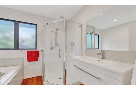 Photo of property in 357 Estuary Road, South New Brighton, Christchurch, 8062