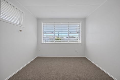 Photo of property in 7 Rosendale Avenue, Spotswood, New Plymouth, 4310