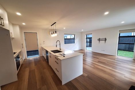 Photo of property in 20 Castletown Street, Wallaceville, Upper Hutt, 5018