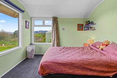 Photo of property in 101 Forest Lakes Road, Otaki, 5583