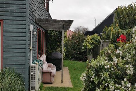 Photo of property in 15a Paeroa Street, Riccarton, Christchurch, 8041