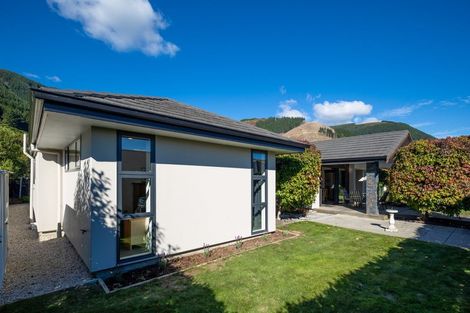 Photo of property in 31 Sanctuary Drive, Stoke, Nelson, 7011