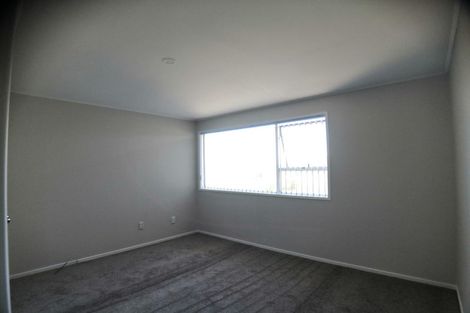 Photo of property in 14 Lavery Place, Sunnynook, Auckland, 0632