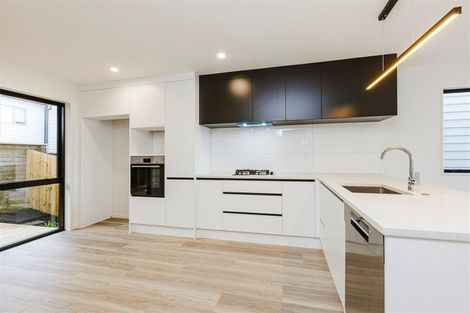 Photo of property in 43e Nelson Street, Howick, Auckland, 2014