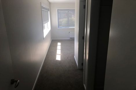 Photo of property in 16 Glide Lane, Whitby, Porirua, 5024