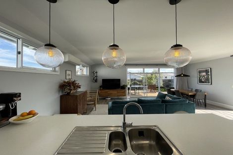 Photo of property in 22 Avenue Road, Greenmeadows, Napier, 4112