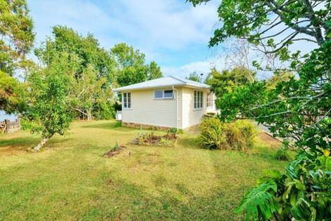 Photo of property in 26 Kirrie Avenue, Te Atatu South, Auckland, 0610