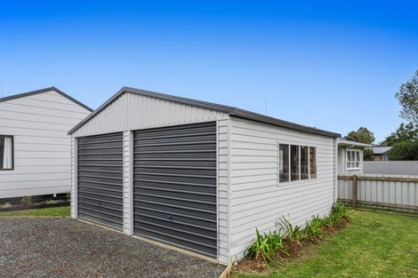 Photo of property in 74 College Road, Edgecumbe, 3120