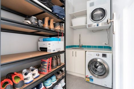 Photo of property in 37 Ponsonby Road, Karori, Wellington, 6012