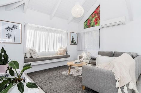 Photo of property in 9a Fifth Avenue East, Tauranga, 3110