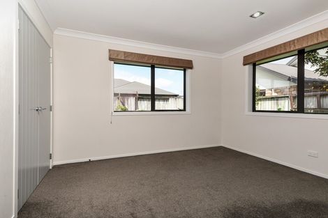 Photo of property in 20 The Esplanade, Huntington, Hamilton, 3210