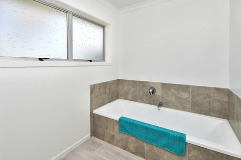 Photo of property in 1/19 Snell Avenue, Papakura, 2110