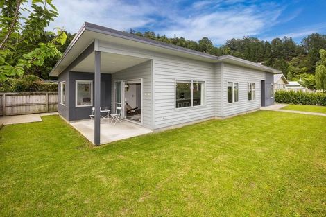 Photo of property in 16 Lane Street, Wallaceville, Upper Hutt, 5018