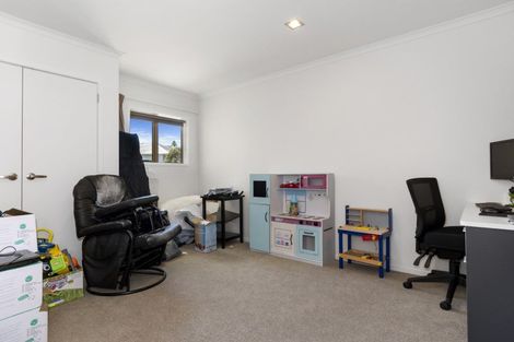 Photo of property in 45 Ballintoy Park Drive, Welcome Bay, Tauranga, 3175