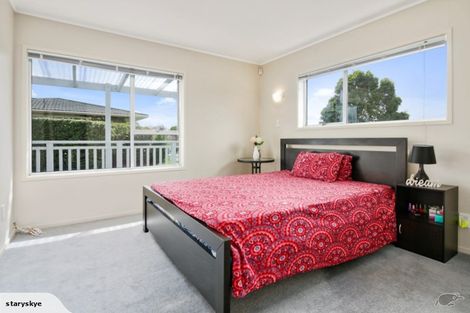 Photo of property in 11a Rapallo Place, Farm Cove, Auckland, 2012