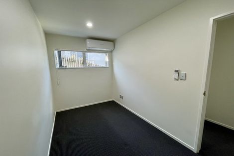 Photo of property in 676a East Coast Road, Pinehill, Auckland, 0630