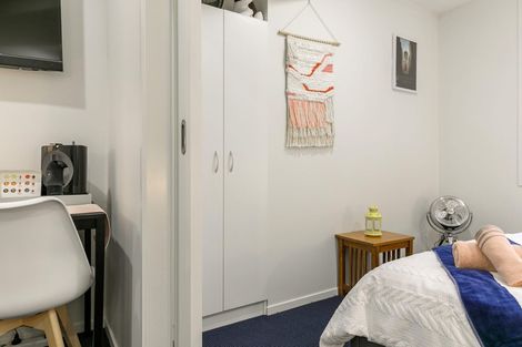 Photo of property in 44 Kervil Avenue, Te Atatu Peninsula, Auckland, 0610