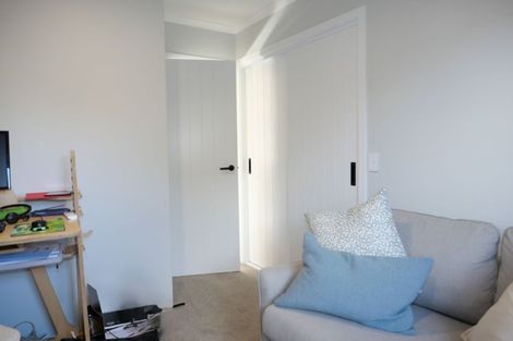 Photo of property in 36 Koru Loop, Paraparaumu, 5032