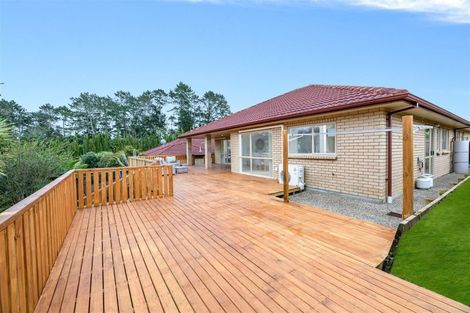 Photo of property in 16 Brookwood Drive, Henderson, Auckland, 0612