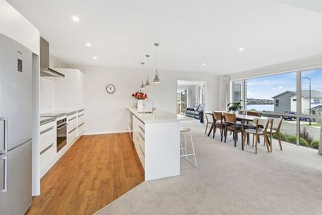 Photo of property in 7 Sue Dow Lane, Aotea, Porirua, 5024