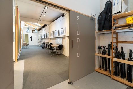 Photo of property in 10 Oxford Terrace, Mount Cook, Wellington, 6021