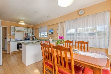Photo of property in 19 Lockhart Avenue, Milson, Palmerston North, 4414
