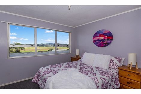Photo of property in 25 Tanekaha Drive, Parahaki, Whangarei, 0112