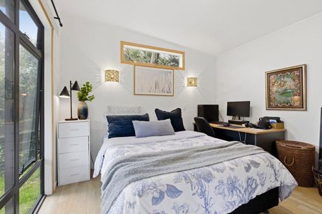 Photo of property in 24 Crater Close, Pyes Pa, Tauranga, 3112