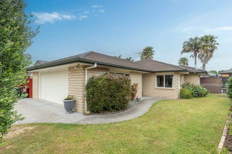 Photo of property in 38 Bramley Drive, Rototuna, Hamilton, 3210