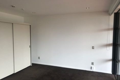 Photo of property in 202/7 Humber Street, Pandora, Napier, 4110