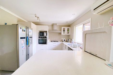 Photo of property in 66 Fairview Avenue, Fairview Heights, Auckland, 0632