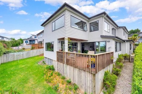 Photo of property in 14 Platinum Rise, Ranui, Auckland, 0612